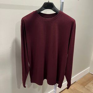 GAP LONG SLEEVE CREW CLASSIC FIT - SIZE (MEDIUM) MAROON NEW W/TAG